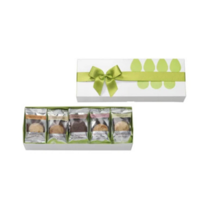 Boite 15Gustaves assortis ruban vert argenté