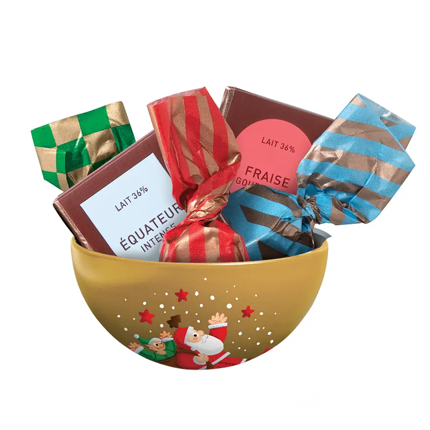 Boule de Noël doré en métal garnie de chocolats – Image 2