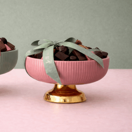 Coupe Rose sur pied doré avec 450g de chocolat